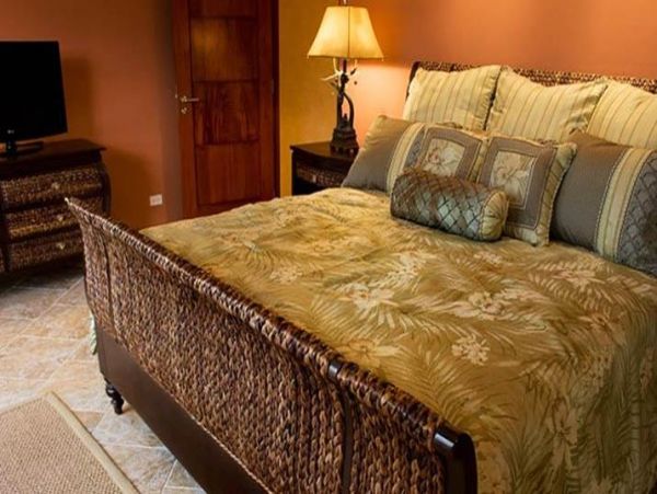 Spectacular Coastal Views Three King Beds