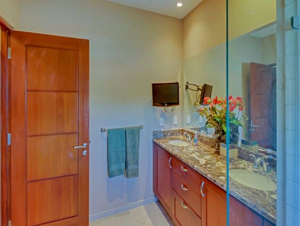 Stunning Water Front Jaco Luxury Condo