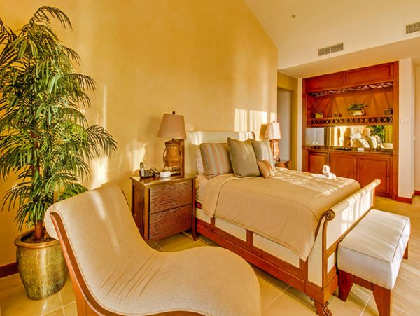 Stunning Six Bedroom Luxury Beach Condo with Ocean Views