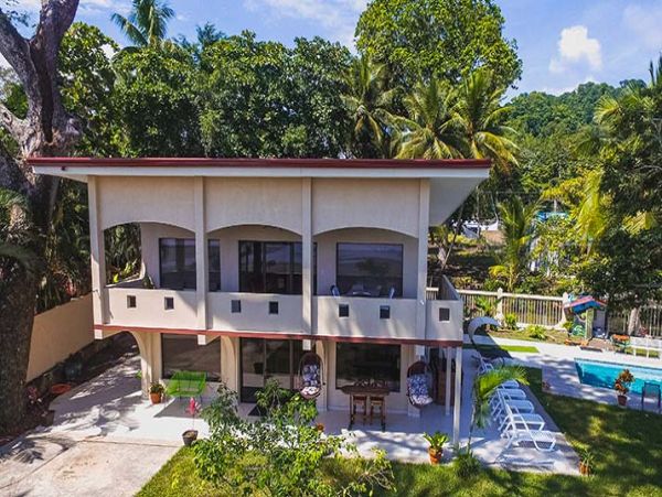 Beachfront Vacation Villa Seven Bedroom Jaco