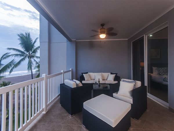 Charming Condo with Ocean View Sleeps 5