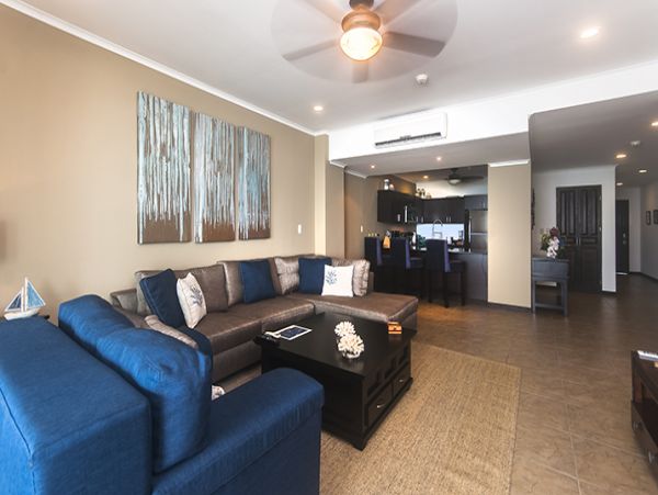 Luxury Three Bedroom King, Queen, Queen Beds