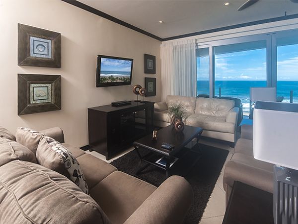 Jaco Luxury Oceanfront Upscale Decor