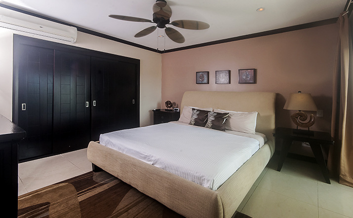 Jaco Luxury Oceanfront Upscale Decor