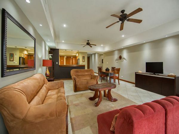 Luxury Three Bedroom Beach Condo for Rent