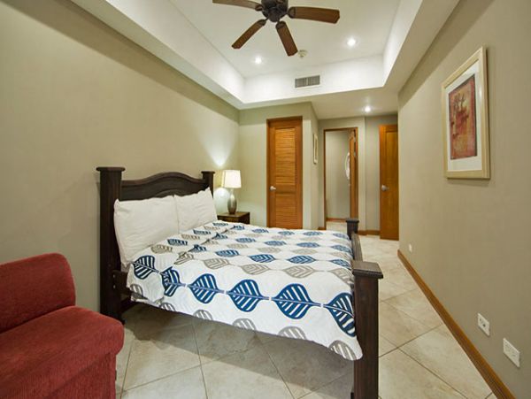 Luxury Three Bedroom Beach Condo for Rent