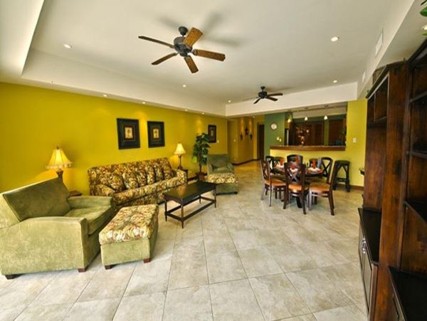 Oceanfront Vacation Condo 3 Private Balconies