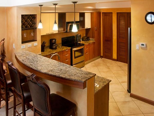 Beautiful Vacation Condo with Communal Pool & Hot Tub