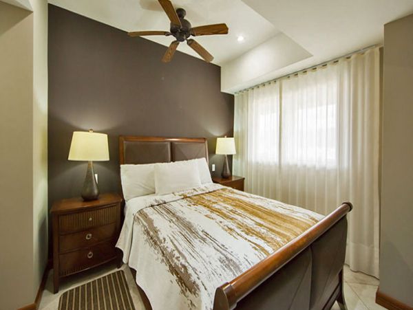 Beautiful Vacation Condo with Communal Pool & Hot Tub