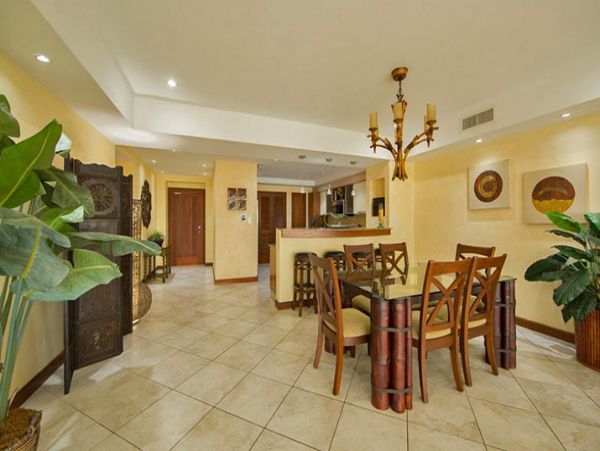 Beautiful Vacation Condo with Communal Pool & Hot Tub