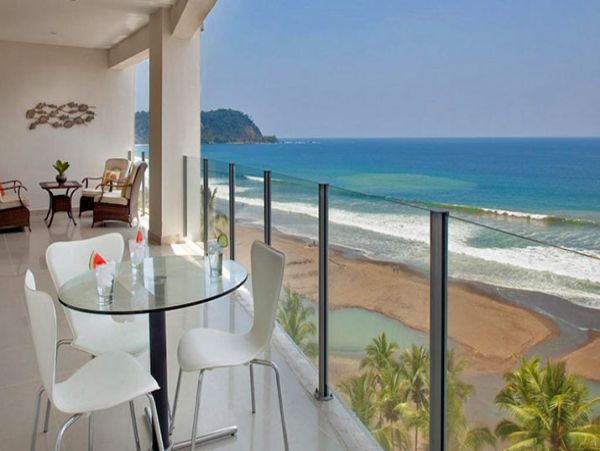 Oceanfront Vacation Condo Sleeps 8 Guests