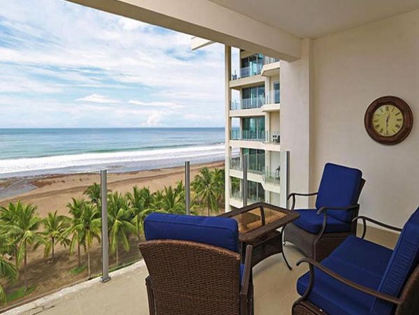 Oceanfront Vacation Condo Sleeps 8 Guests