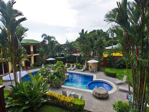 Lovely Boutique Community Jaco