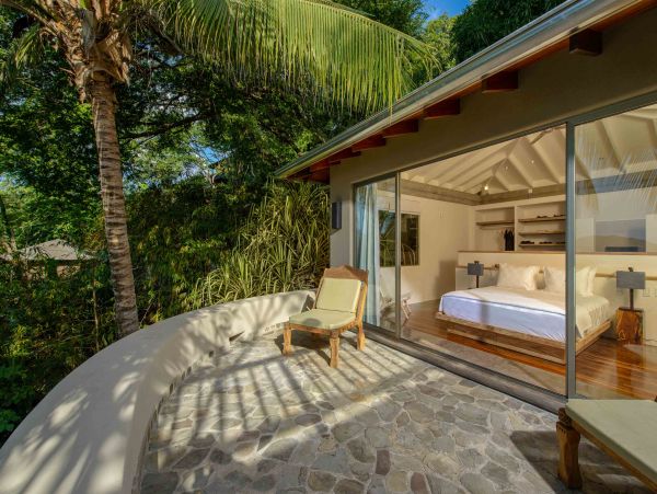 Five Bedroom Luxury Tamarindo Vacation Villa Staff Pool