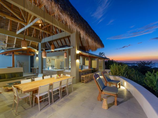 Five Bedroom Luxury Tamarindo Vacation Villa Staff Pool