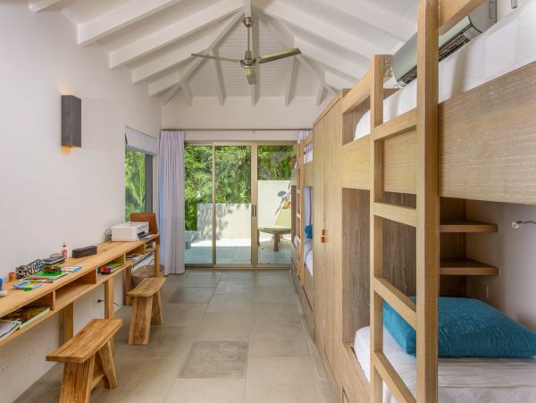 Five Bedroom Luxury Tamarindo Vacation Villa Staff Pool