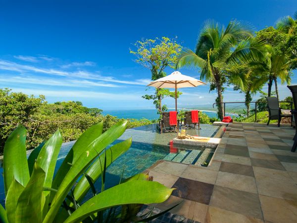 Luxury Five Bedroom Villa in Puntarenas with Ocean View
