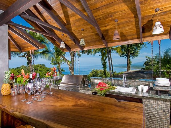 Luxury Five Bedroom Villa in Puntarenas with Ocean View