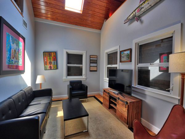 Twin Cottages with 2 bedrooms each close to Duval Street