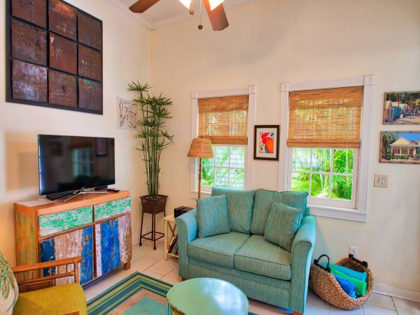 Charming Key West Style Cottage
