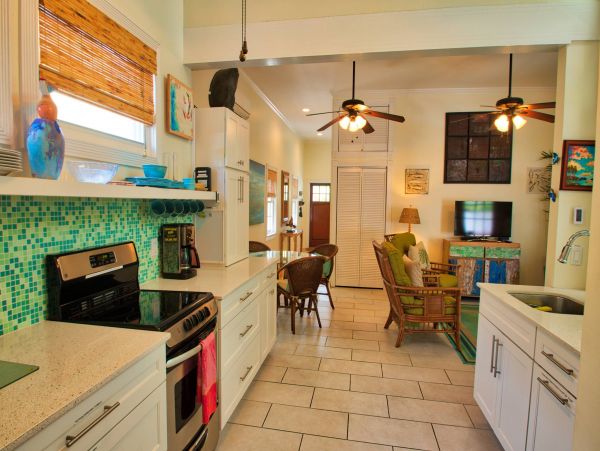 Charming Key West Style Cottage