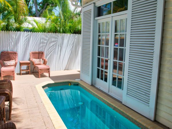 Charming Key West Style Cottage