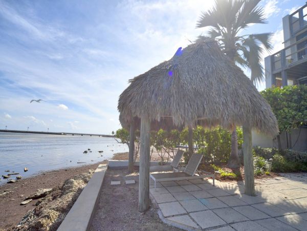 The Florida Keys Condo 963895