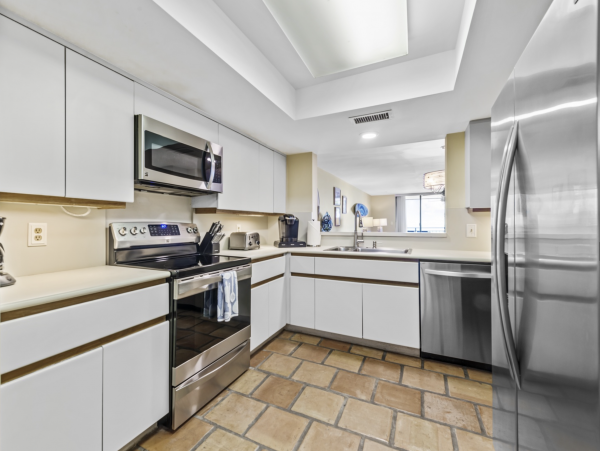 Beach Vacation Condo Two Bedroom