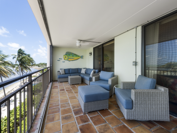 Beach Vacation Condo Two Bedroom