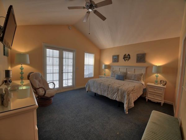 Charming Two-Story Town Home with 2 Bedrooms in Key West