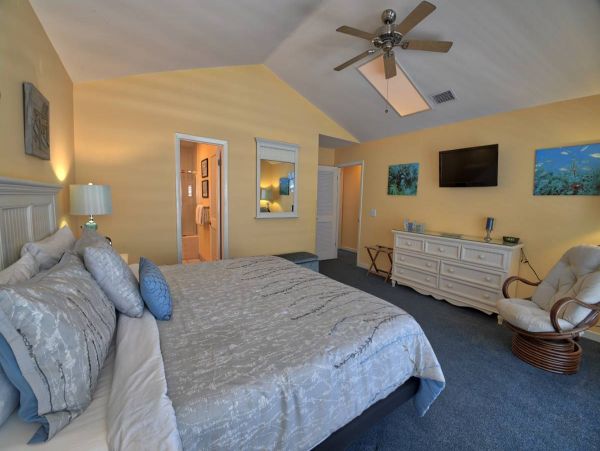 Charming Two-Story Town Home with 2 Bedrooms in Key West