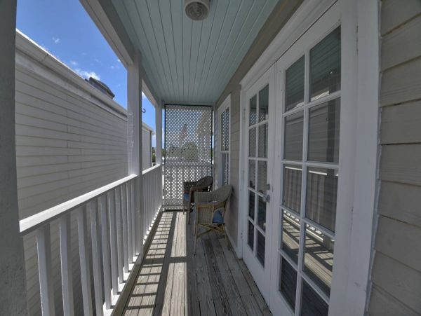 Charming Two-Story Town Home with 2 Bedrooms in Key West