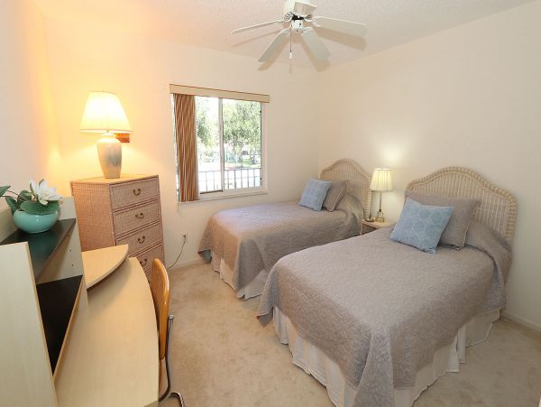 Beautiful Vacation Condo with Communal Pool & Hot Tub