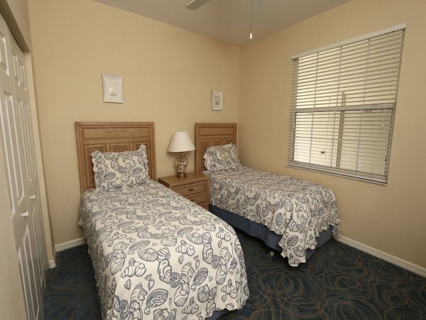 Beautiful Vacation Condo with Communal Pool & Hot Tub