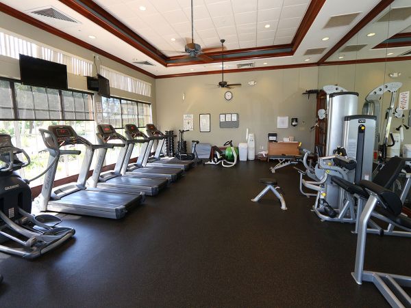Beautiful Vacation Condo with Communal Pool & Hot Tub