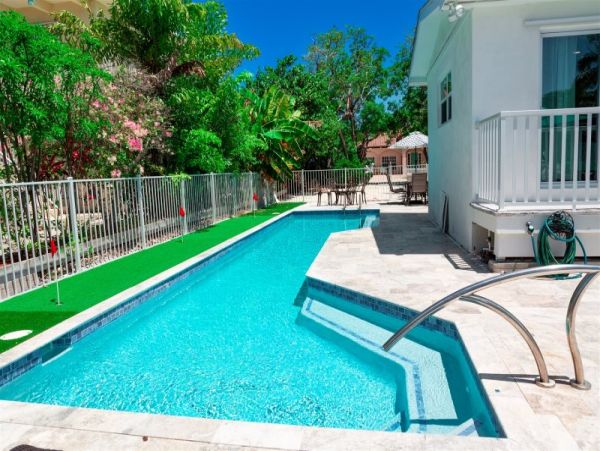 Waterfront Luxury Marathon Vacation Home Five Bedroom