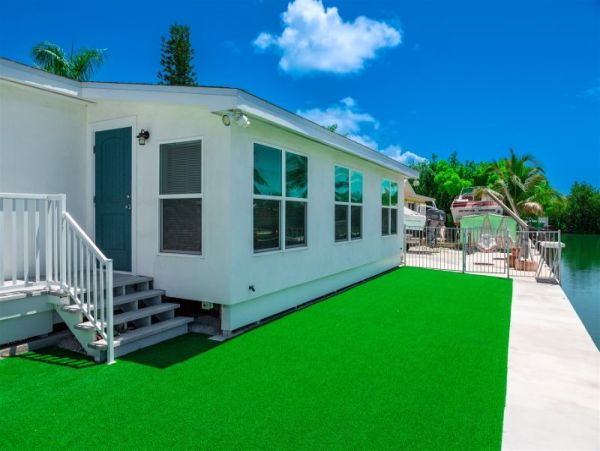 Waterfront Luxury Marathon Vacation Home Five Bedroom