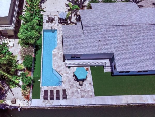 Waterfront Luxury Marathon Vacation Home Five Bedroom