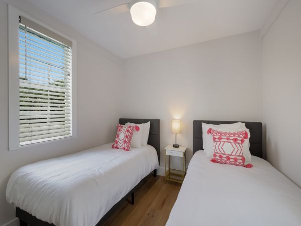 Steps to Beach Anna Maria Island Vacation Home Sleeps 8