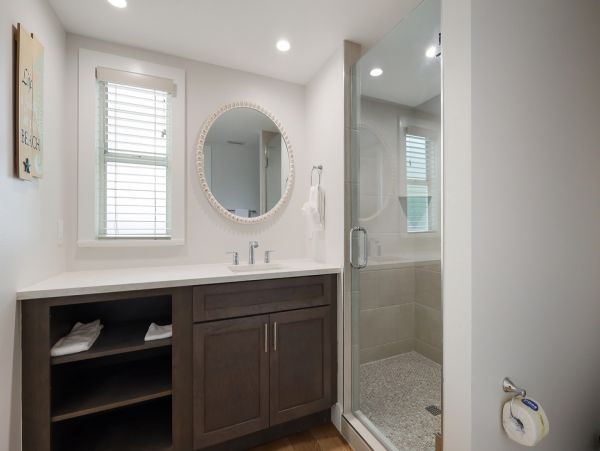 Steps to Beach Anna Maria Island Vacation Home Sleeps 8