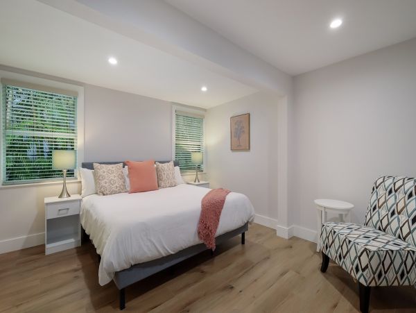 Steps to Beach Anna Maria Island Vacation Home Sleeps 8
