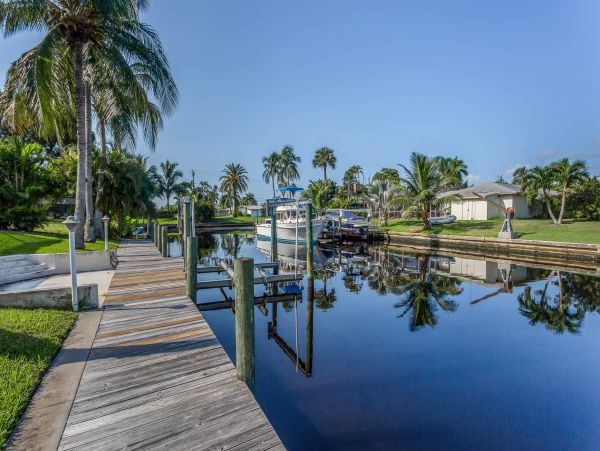 Cape Coral Vacation Home With Private Pool And Dock 8 Guests