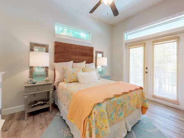 Lovely Vacation Home In Anna Maria 3 Bedrooms Walk To Beach