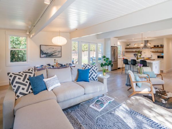 Short Walk to Beach Montecito Vacation Home Sleeps 6 Guests
