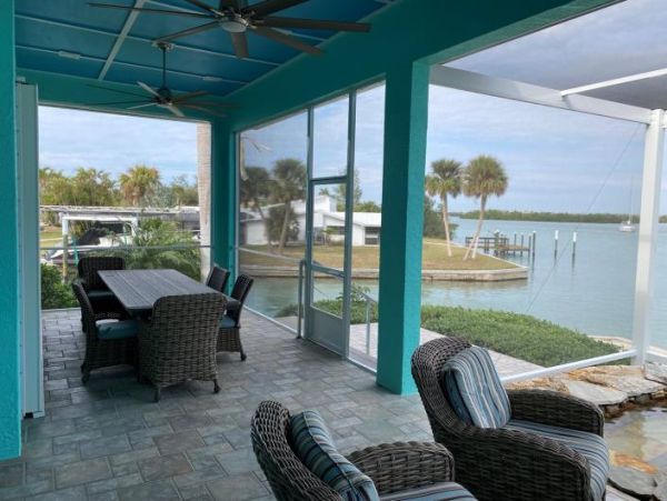 Luxurious Englewood Bayfront Home with Stunning Views