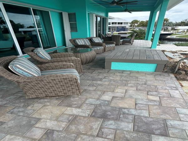 Luxurious Englewood Bayfront Home with Stunning Views