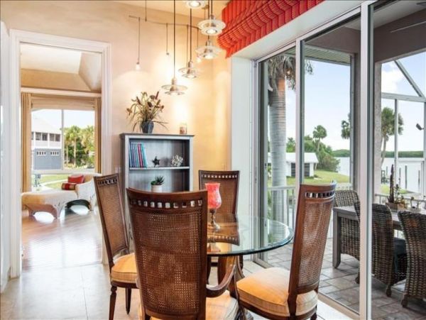 Luxurious Englewood Bayfront Home with Stunning Views