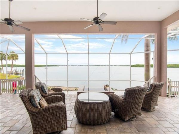 Luxurious Englewood Bayfront Home with Stunning Views