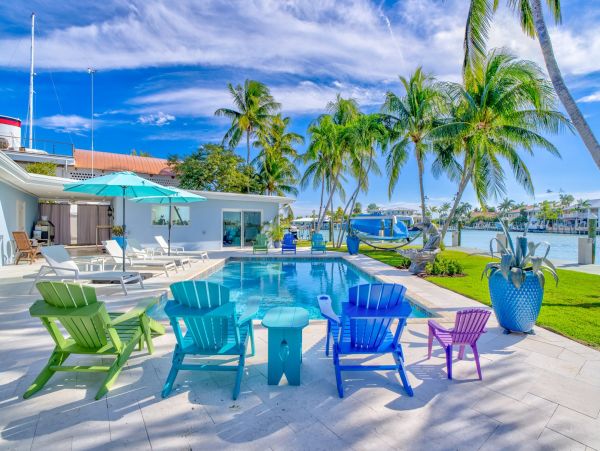 Luxury Marathon Florida Oceanfront Vacation Rental - Florida Keys Waterfront Home with Pool & Dock