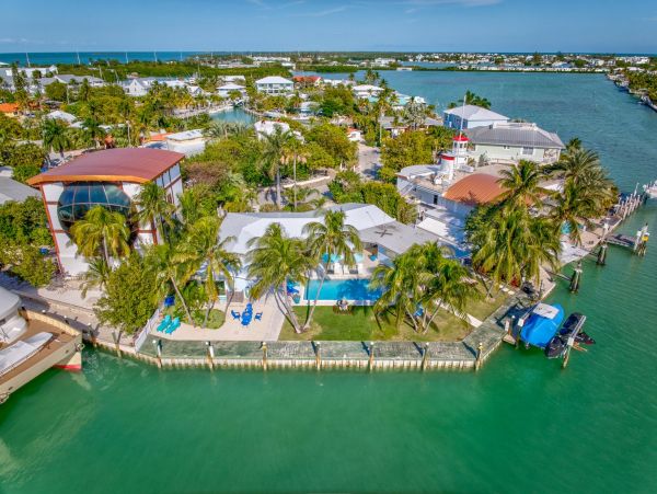 Luxury Marathon Florida Oceanfront Vacation Rental - Florida Keys Waterfront Home with Pool & Dock